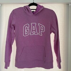 Gap embroidered sweatshirt